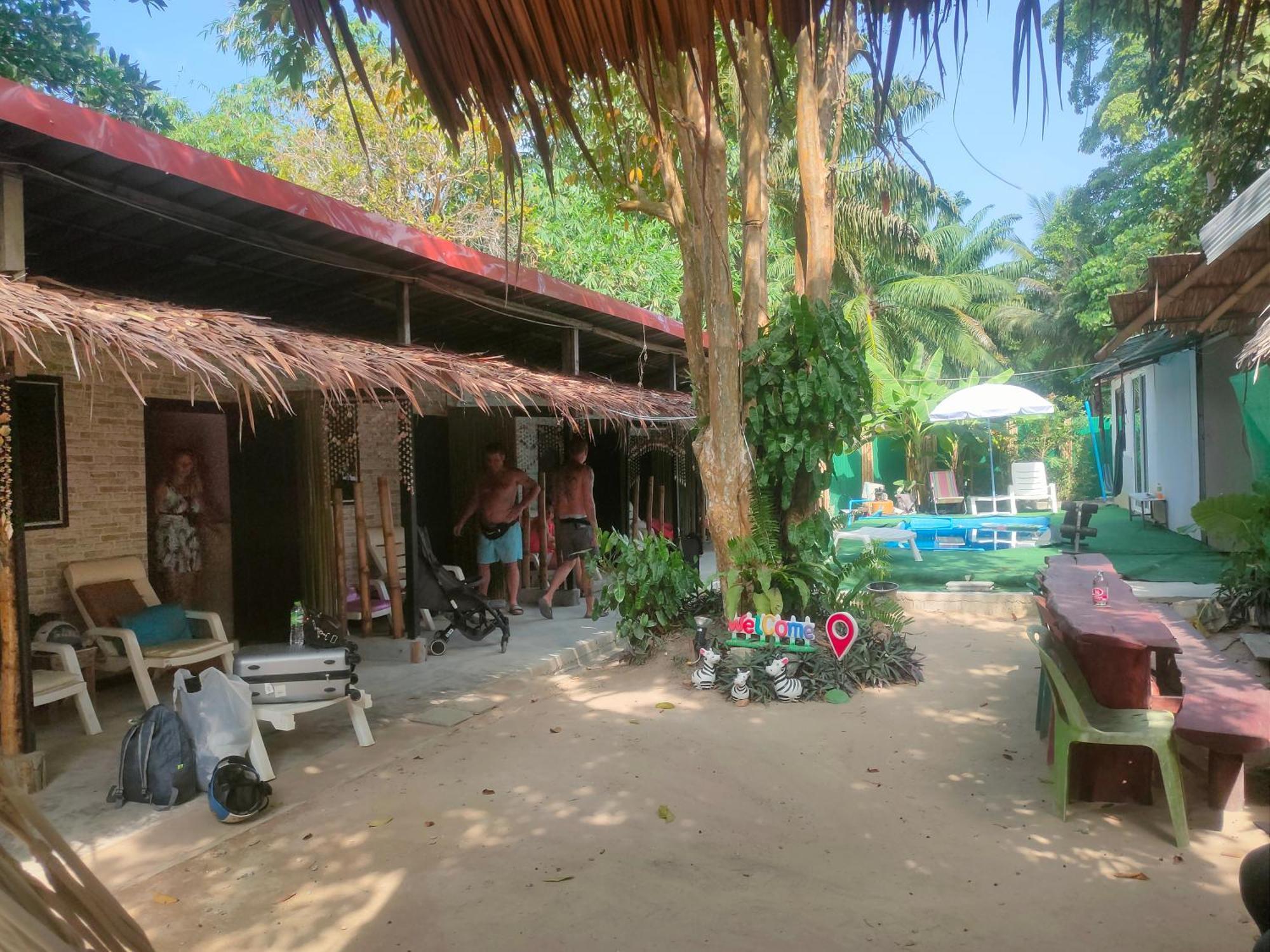 Row House Long Beach Krabi town Eksteriør bilde